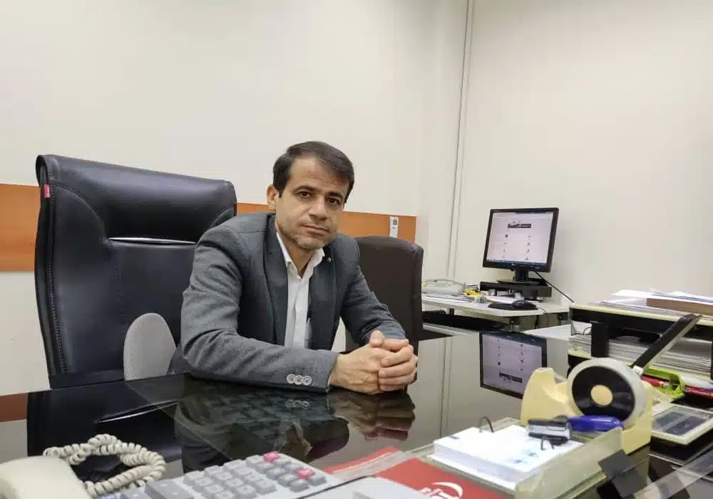 رئیس آزمایشگاه صنعتی عباس علی عمرانی